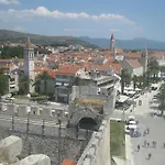 Macola * Trogir