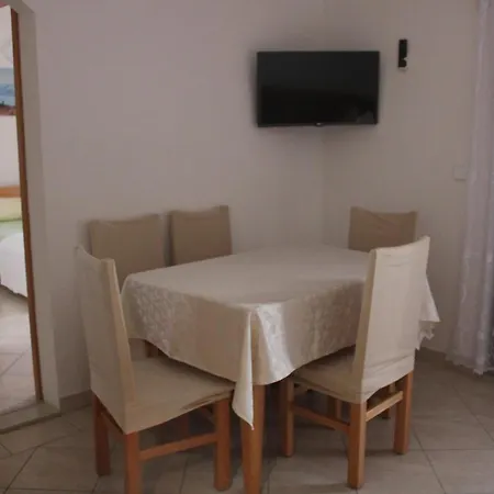 Macola Apartment Trogir